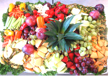 An abundant platter of beautifully arranged fruit created by Metro City 
            Wings Catering.